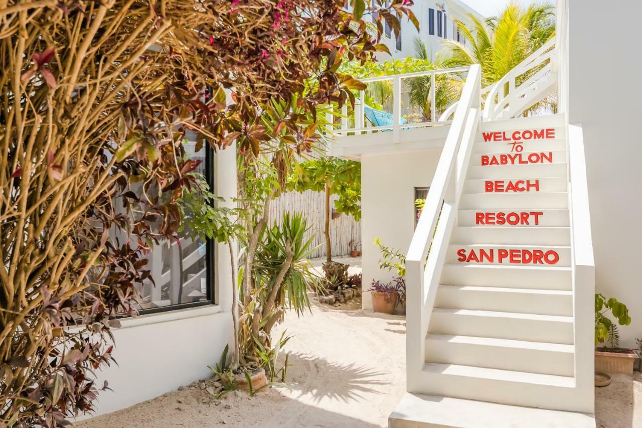 Babylon Beach Resort San Pedro  Room photo